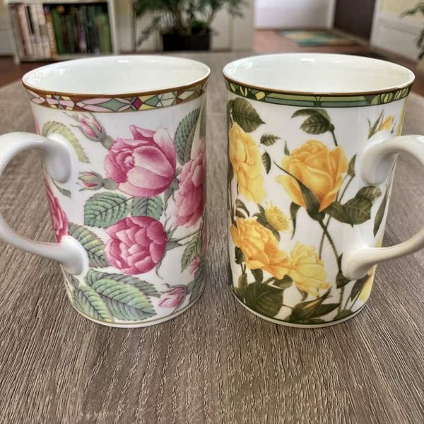 Vintage Rose Tea Mugs - Set of 2